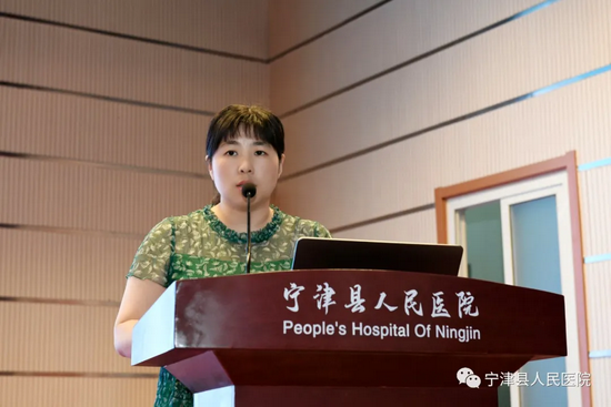 输血科主任 张立娥