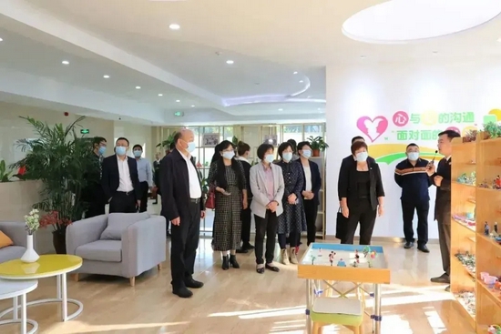调研组视察诸城市检察院未检办案区