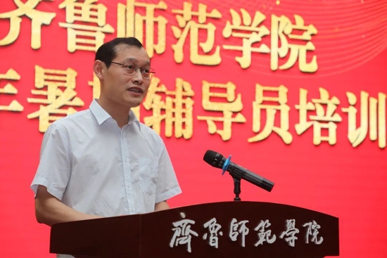 生命科学学院党委副书记 朱广伟