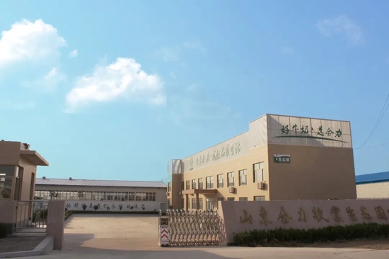 ▲校企共建6个股份制生产性实训基地,年产值逾12亿元