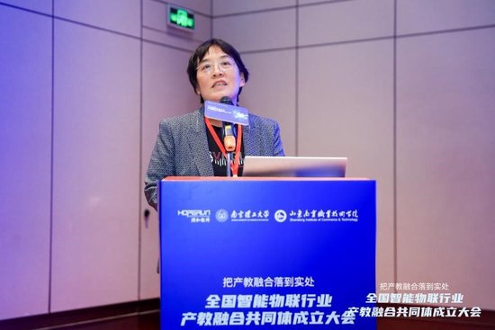 淄博职业学院原副院长曾照香作专题报告分享