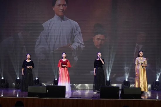 朗诵:《百年交响》——表演单位:诺德实验学校