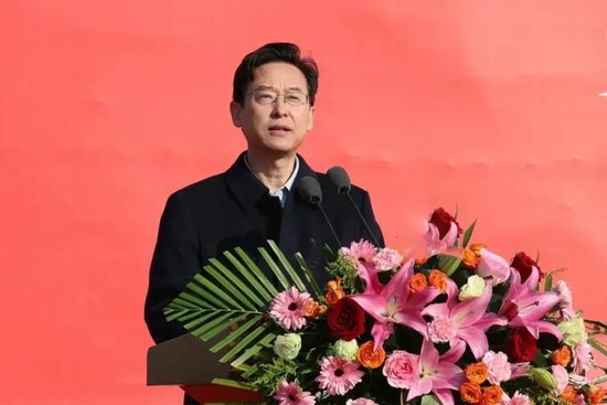 △山东大学齐鲁医院德州医院党委副书记、院长王东海主持会议