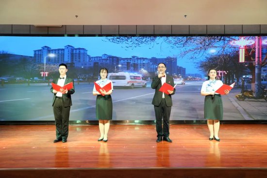 表演者: 刘晓 高强 王永蕊 焦宝颖