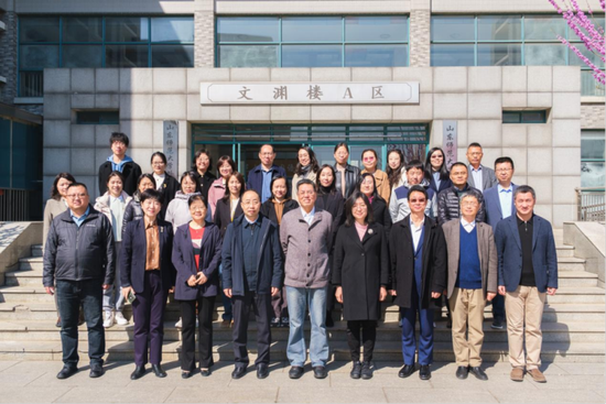▲“外语教育学学科视域下师范类高校外语教育的现状与发展”研讨会