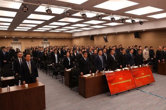 △全体人员唱院歌