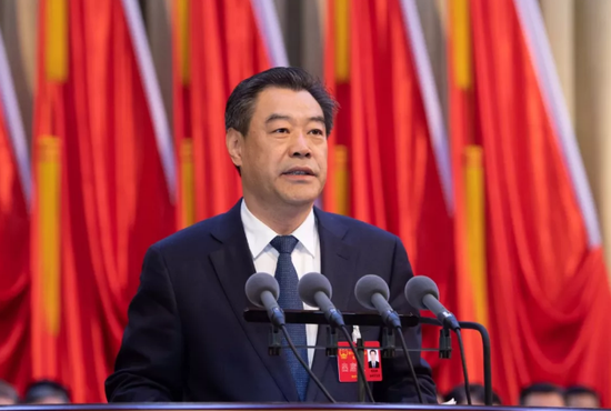 3月14日下午,德州市第十八届人民代表大会第三次会议举行第三次全体会议。