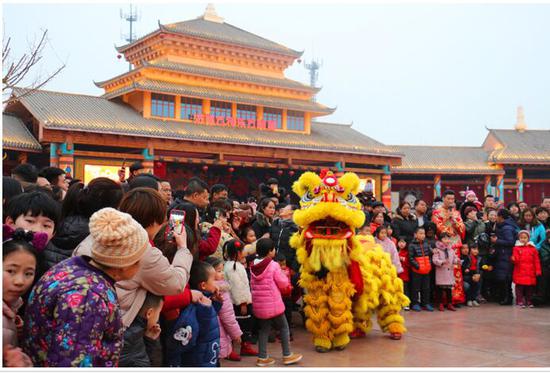 春节假期首日山东文旅活动精彩纷呈 天下第一泉游客破两万