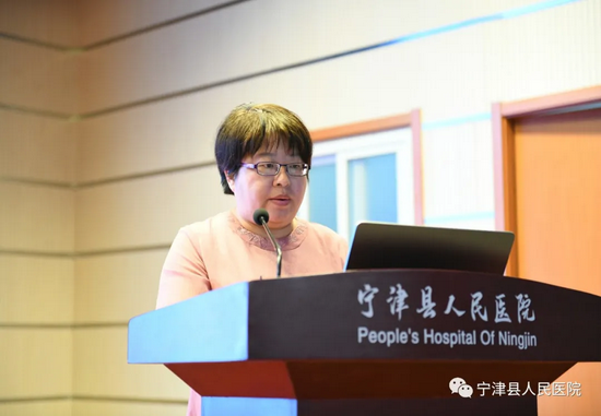 NICU主任 贺晓军