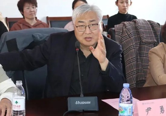 山东省肿瘤医院放射物理技术科主任尹勇