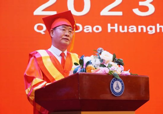 邢桂强书记主持毕业典礼