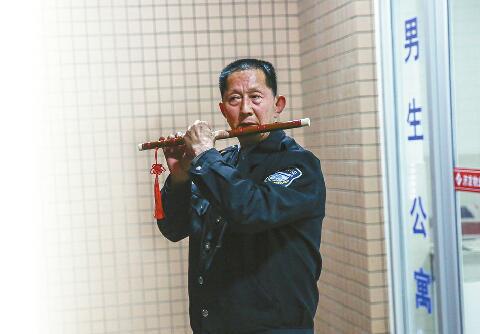 學生直呼“感覺大爺過得很文藝”