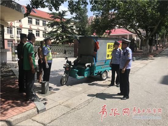 此次专项行动重点对无照商贩、占路经营等行为进行查处和整顿。