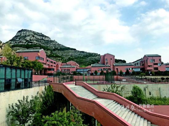 建在興隆山下的養老中心環境優雅,空氣清新。齊魯晚報·齊魯壹點 記者王杰攝