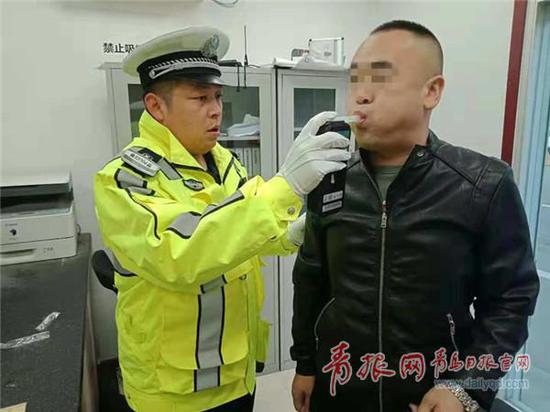 案例四:后悔!儿子生病父亲“不得已”酒驾上高速