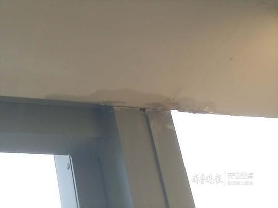 在李女士看來,這套新房很多系統(tǒng)都無法正常使用,更像是樣板間展示房。