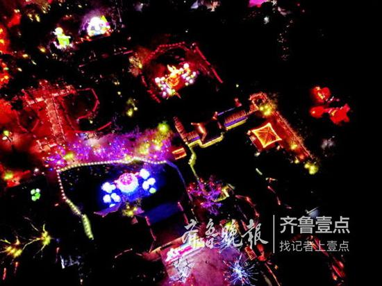 2019趵突泉燈會航拍 記者 周青先 攝