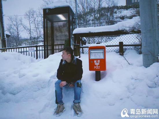 Ryan说,也许以后年纪大了,熬不动了,才会早睡吧。
