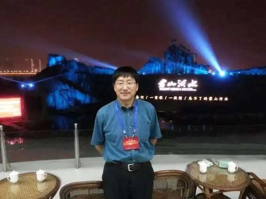 ▲国家百千万人才、泰山攀登计划人才何洪彬教授