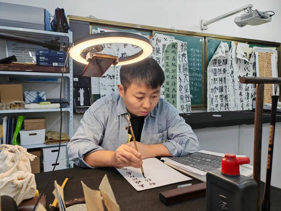 精心准备 专业录制