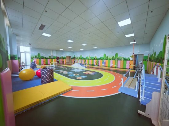 ▲运动疗法训练室