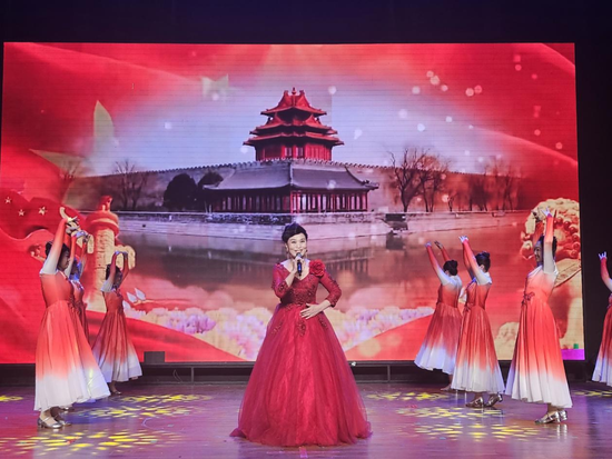 歌伴舞《祝福祖国》