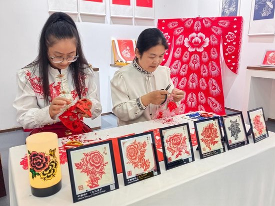 牡丹剪纸