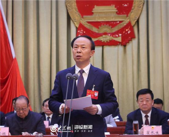 陈勇宣布大会胜利闭幕。
