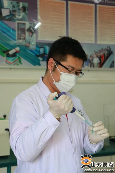 基础医学院青年教师刘敏