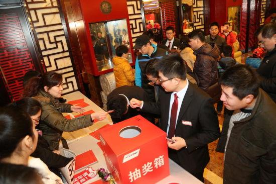 众泰大迈X5新车发布会暨大型抢购圆满成功_新