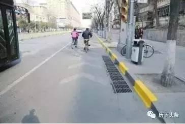 马路牙子刷这种漆可以停 但一超过2分钟 就自