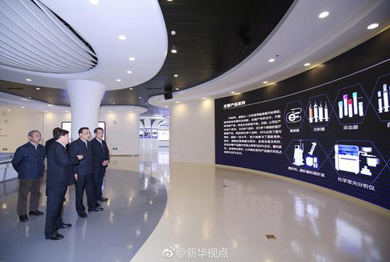 李克強新解“威高”:企業(yè)技術和附加值高,才能威風八面