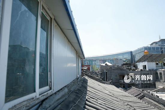　　圖為芙蓉街140號的違建板房。閃電新聞記者 尹承謙 攝