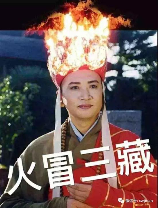 看到車?yán)飳懹惺謾C(jī)號(hào)碼,李女士就拔了過去,希望車主趕緊把車挪了。
