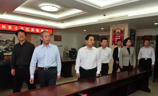 走访民盟省委机关