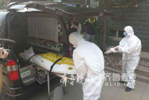 目前,王某鋒因涉嫌故意傷害罪已被天橋警方依法刑事拘留。案件正在進(jìn)一步調(diào)查中。