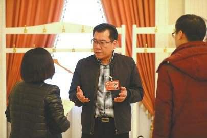 (今年濟南市兩會期間,宋衛(wèi)東接受記者采訪)