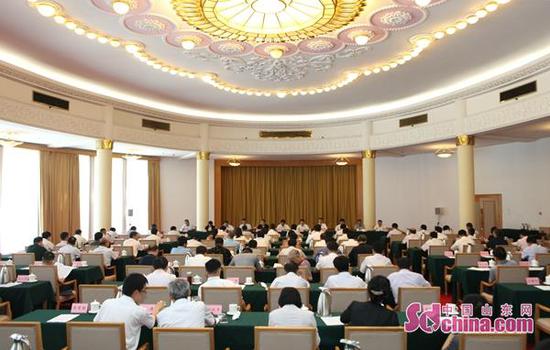 13日,山东省工商和市场监管工作座谈会在济南举行。