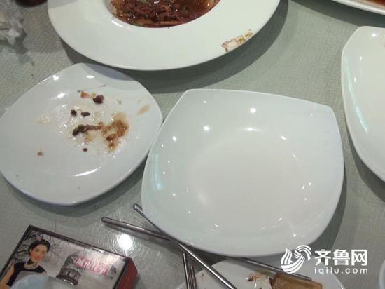 　　其實光盤行動并沒有那么難，吃多少點多少，吃多少打多少，要讓簡約精致不浪費成為新的餐飲時尚，讓勤儉節約的傳統美德深入人心。