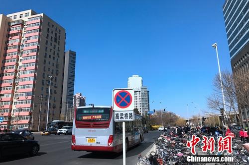 　　北京市西直门附近居民小区外景。中新网 种卿 摄