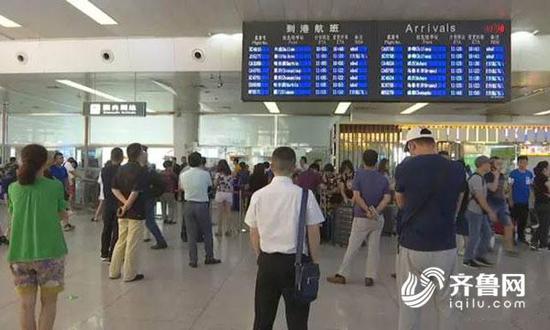 据了解，目前还有部分游客停留在成都或绵阳等安全地区。 