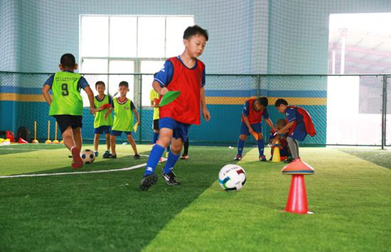 市教育局：建成47所全国足球特色学校