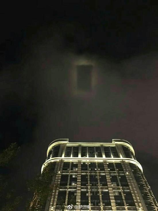 嚇得我一哆嗦。