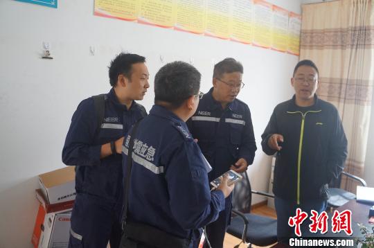 江蘇省地震局地震現場工作隊馳援四川地震災區,開展相關的地震災害調查、烈度評估、災害評估等工作。江蘇省地震局供圖