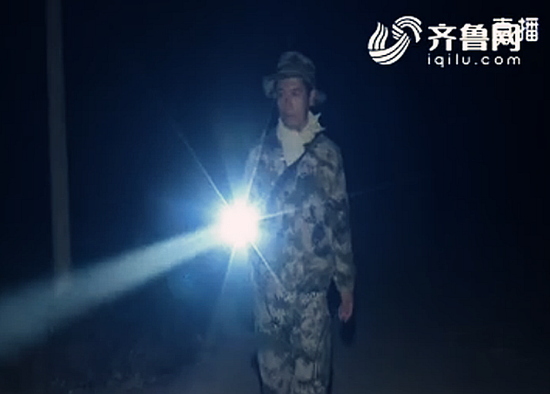 “蟋蟀獵人”半夜下地忙