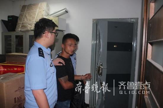 抢劫、抢夺、盗窃,三分之一时间在监狱度过