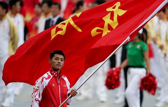 27日晚，国人瞩目的第十三届全国运动会将在天津开幕，本届全运会山东代表团由奥运冠军张继科担任旗手。