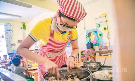 知远教育三之三欧亚幼儿园之老师一日工作侧记