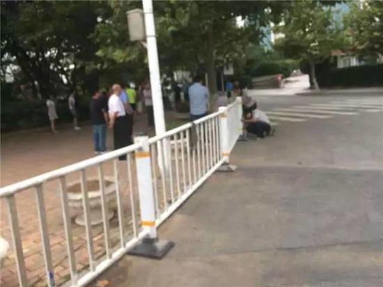 記者了解到，為了消除這一安全隱患，交警部門于前幾日對巫峽路進行臨時限行，開展調研活動。