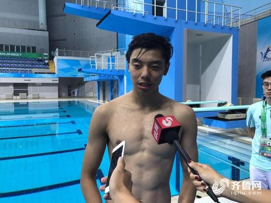 男子800米自由泳决赛   季新杰